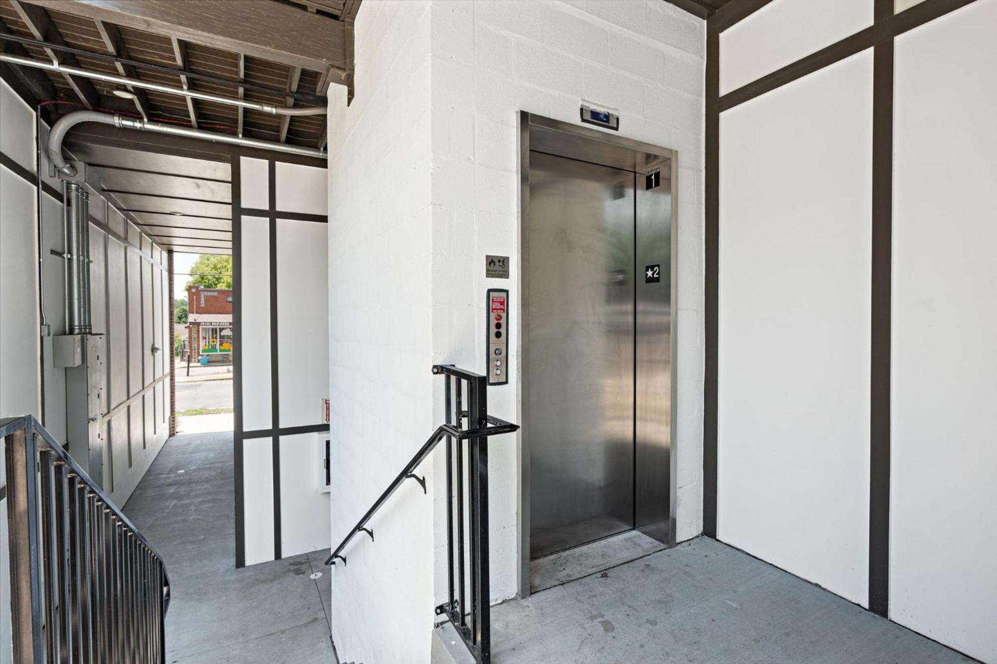 Modern Nashville Condo 5 Beds -3 Miles To Downtown Exterior photo